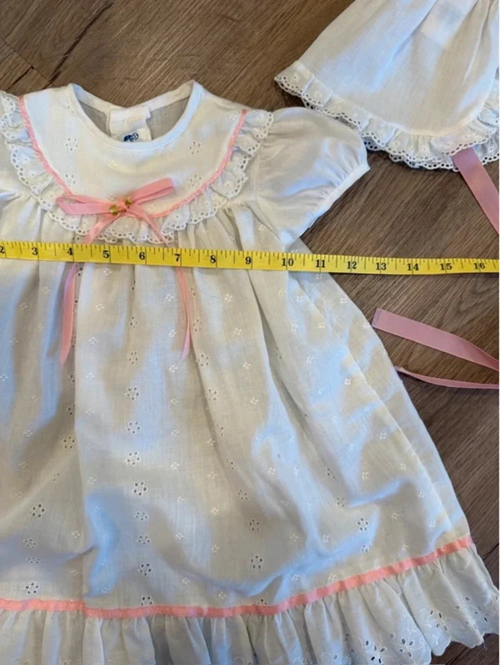 Vintage White Dress and Bonnet Size 0-3 Months